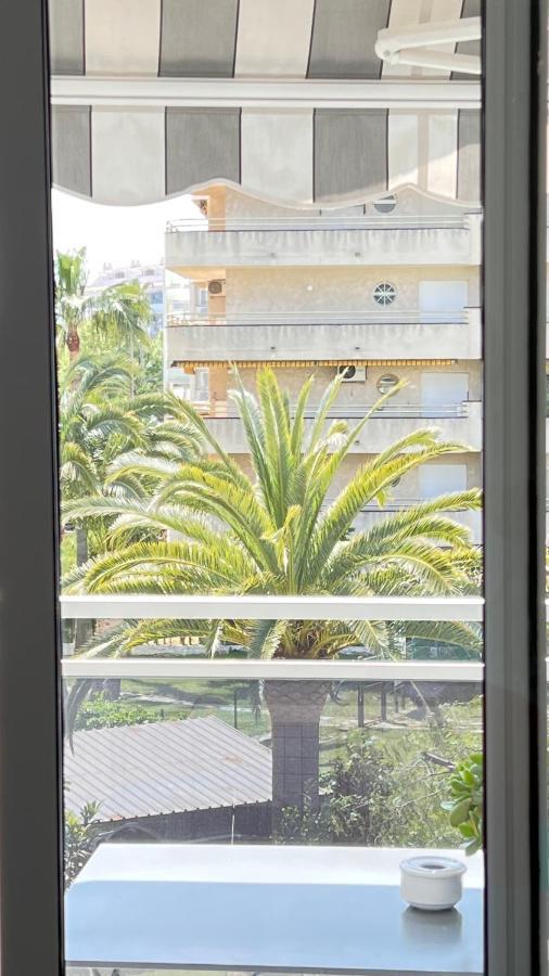 Delux Apartament Salou Bagian luar foto